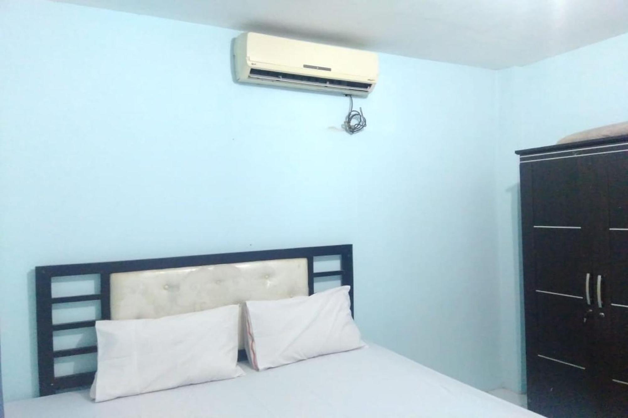Oyo 90766 Gardenia Boarding House Hotell Purwokerto Exteriör bild